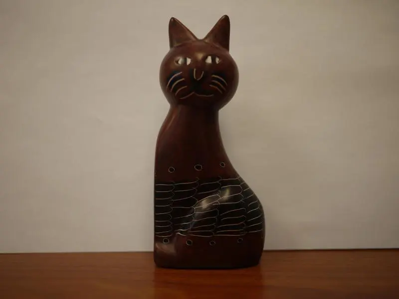 Cat Figurine (brown)