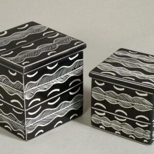 black and white boxes with lids